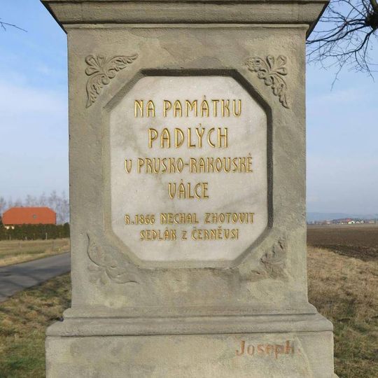 Kříž na severním okraji Černěvsi