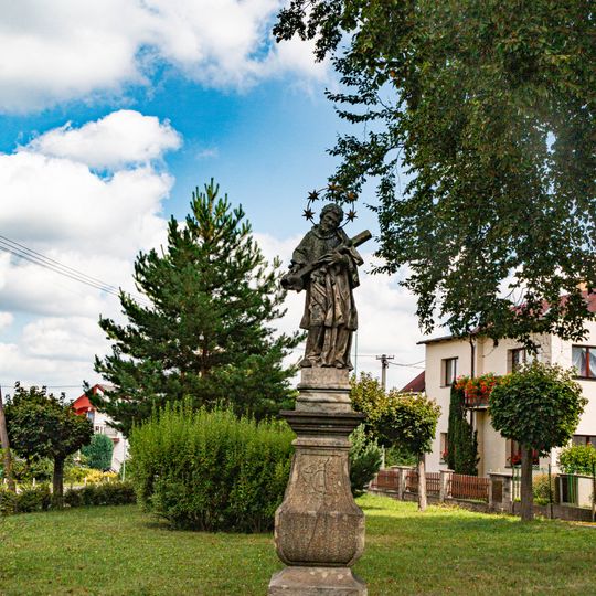Socha svatého Jana Nepomuckého ve Vamberku na náměstí dr. Lűtzowa