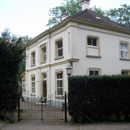 Bagatelle, Delden
