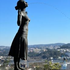 Self-portrait as a fountain