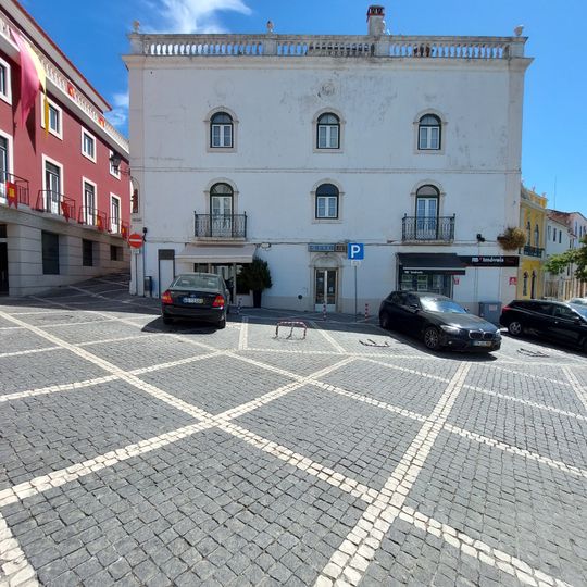 Casa da Rua do Salvador, n.º 2 a 6