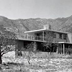 Wallace E. Pratt House