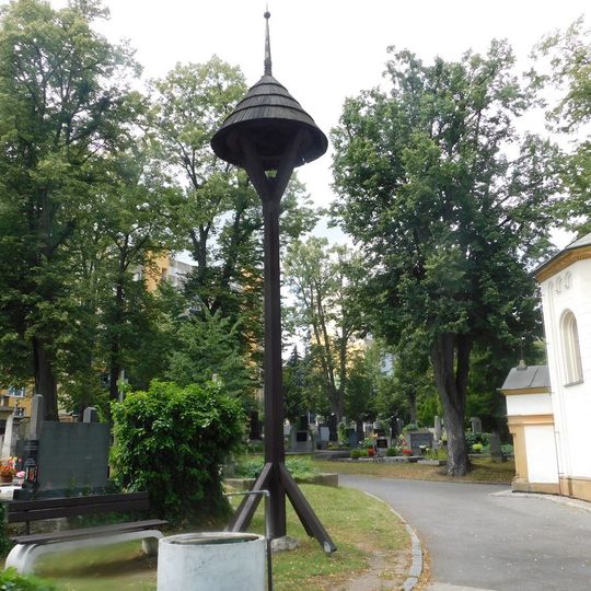 Zvonička na starém hřbitově v Mladé Boleslavi