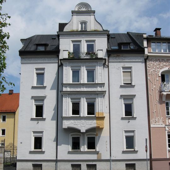 Heilig-Geist-Straße 50