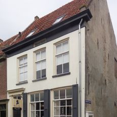 Peperstraat 7, Buren