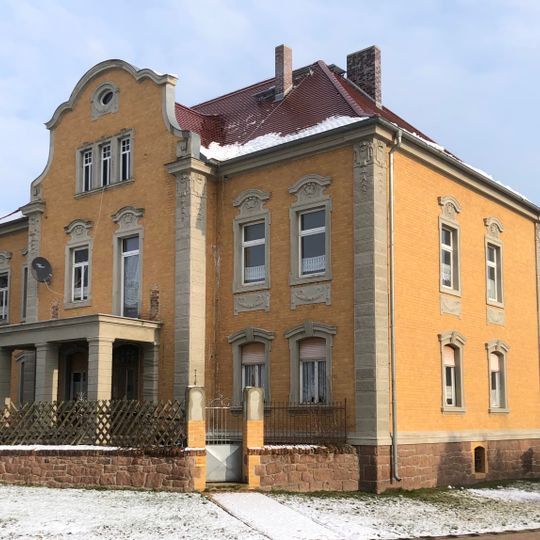 Wilhelm-Pieck-Platz 7