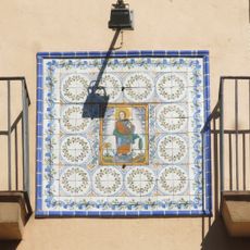 Majòlica d'una casa a la plaça Gran