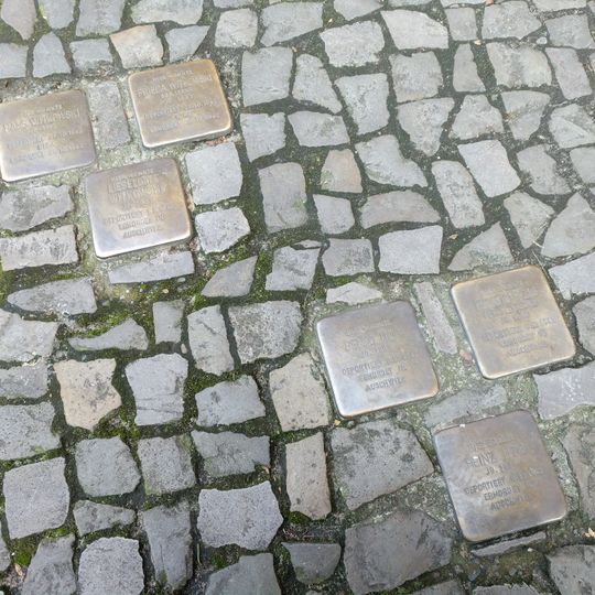 Stolperstein en memoria de Heinz Itzig