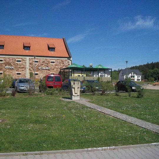 Památník v Tlučné