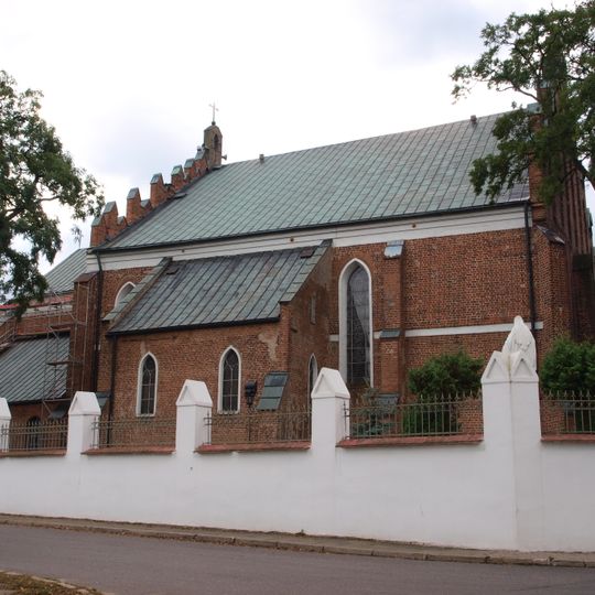 Kościół Wniebowzięcia Najświętszej Maryi Panny i św. Jakuba Apostoła w Szadku