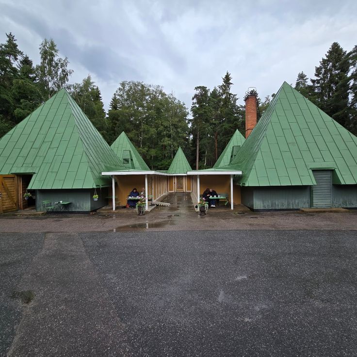 Skogskyrkogården visitor center