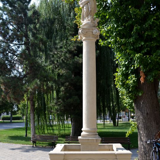 Mariánsky stĺp, podstavec