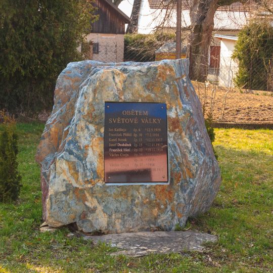 Pomník padlým v Brocné