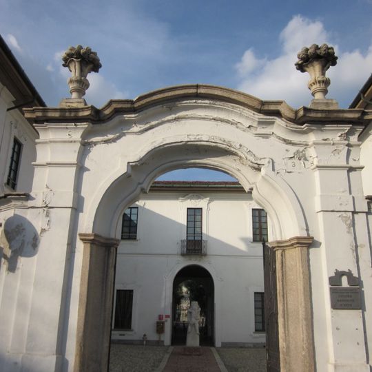 Marliani-Cicogna Palace