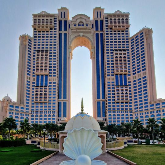 Work of art, sculpture