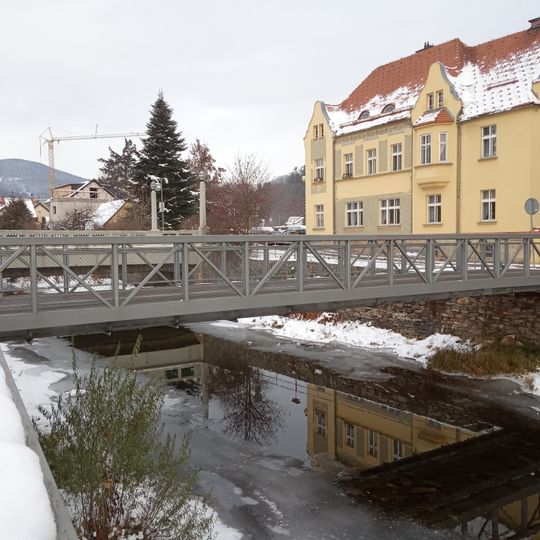 Footbridge over Elbe near Divadelní klub