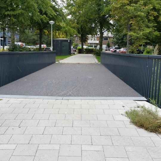 Brug Harry Koningsbergerstraat-Haarlemmerweg