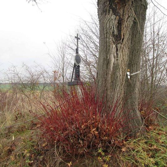 Kříž severně od Strýčkovic