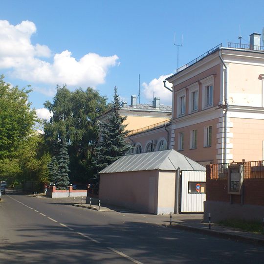 Pryanishnikova Street