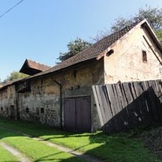 Piwnice dworskie w Hażlachu