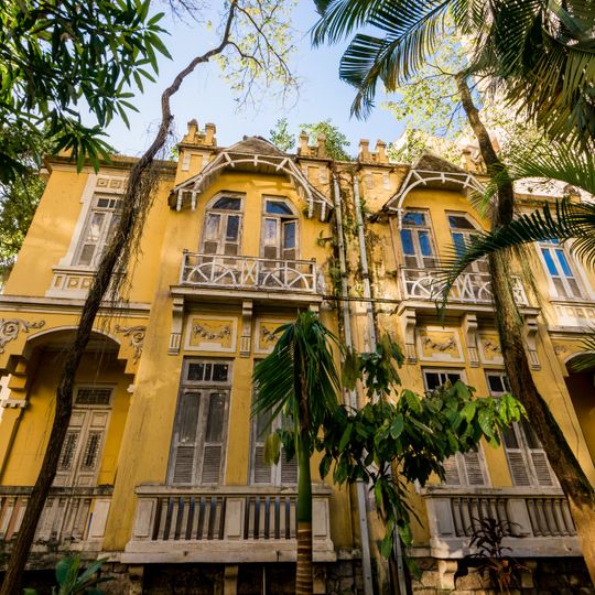 Imóvel à Rua das Laranjeiras, nº 232