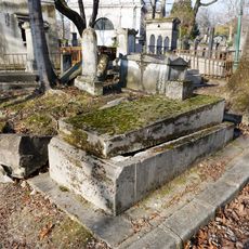 Grave of Unidentified 6