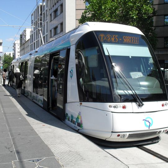Île-de-France tramway Line 5