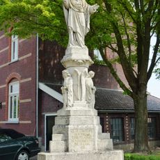 Statue of Sacred Heart of Jesus Christ