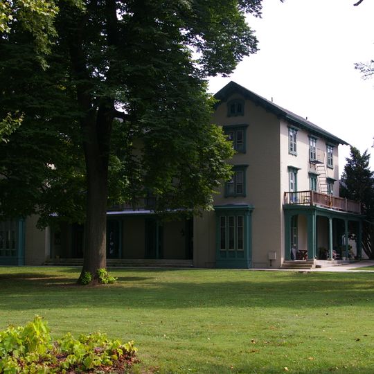 Irving Female College