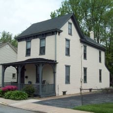 Building at 34 Choate Street