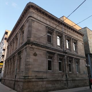 Biblioteca Municipal Gabino Teira