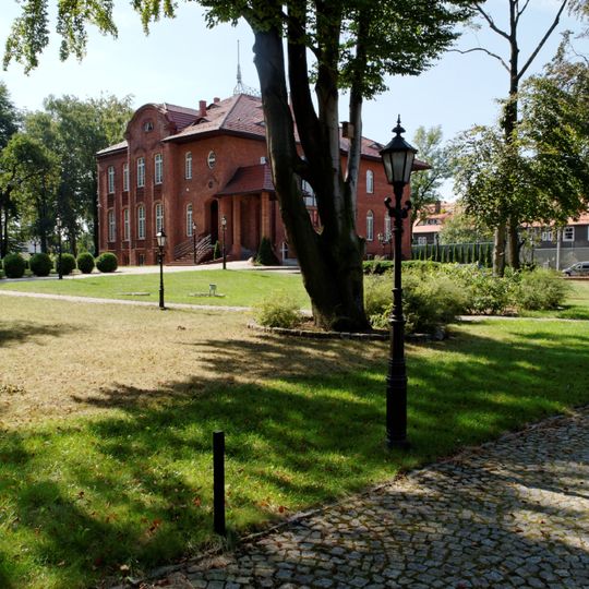 Ogród willi przy ul. Stefana Batorego 44 w Chorzowie