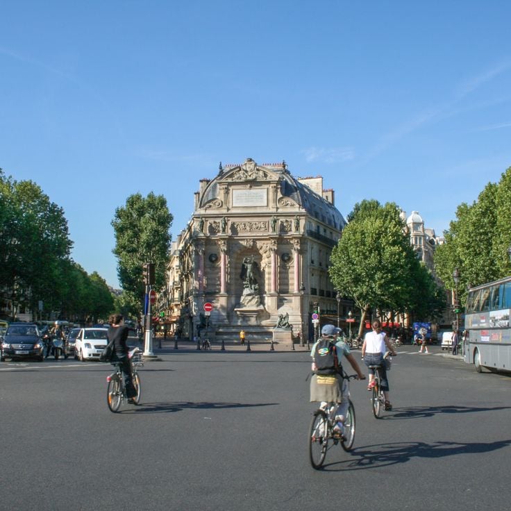 Place et Fontaine Saint-Michel