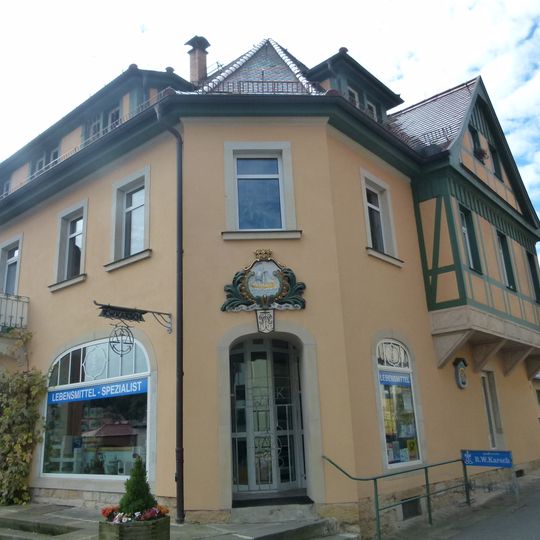 Wohnhaus in Ecklage, mit Anbau Rosenstraße 1