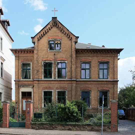 Pfarrhaus mit Garten und Einfriedung Domplatz 11