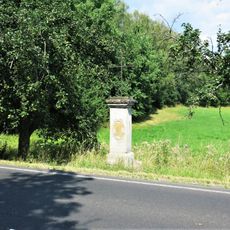 Kříž u silnice ze Sloupu do Nového Boru