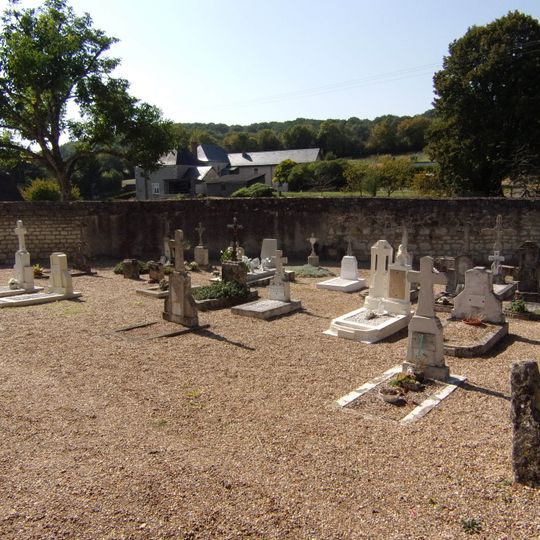 Cimetière de Cravant-les-Côteaux