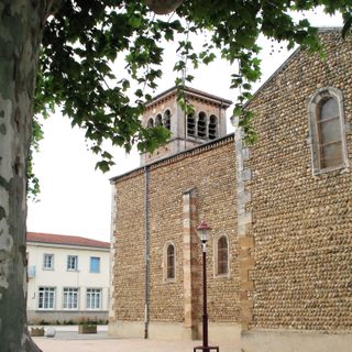 Église Saint-Henri de Lapeyrouse-Mornay
