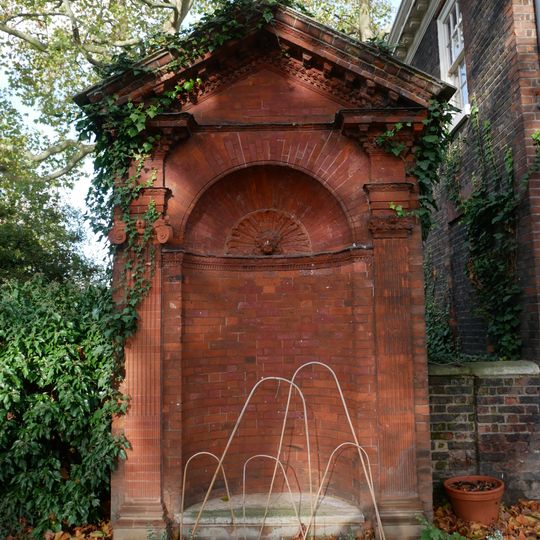Niche In North West Corner Of Forecourt Of Geffrye Museum