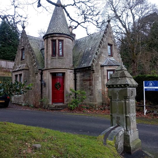 Abbotshill Lodge, 54 Abbotsford Road