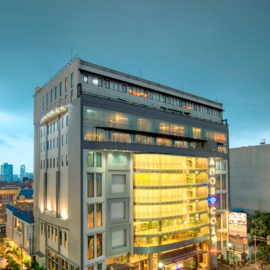 Amos Cozy Hotel & Convention Hall