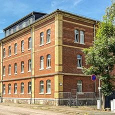 Mietshaus in offener Bebauung Am Birkenwäldchen 1