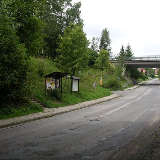 Most silnice I/3 přes ulici Brigádníků ve Vysoké Lhotě