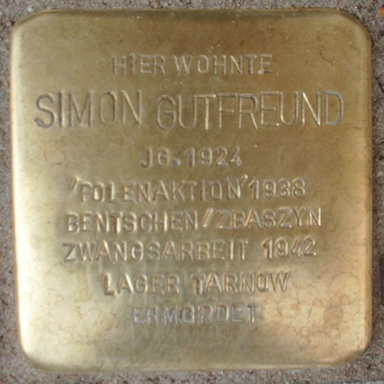 Stolperstein en memoria de Simon Gutfreund