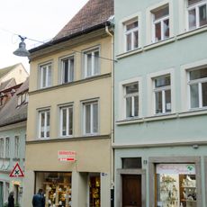 Wohn- und Geschäftshaus