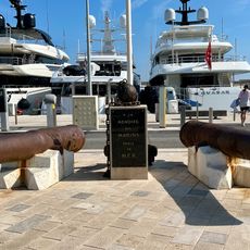 Aux marins peris en mer