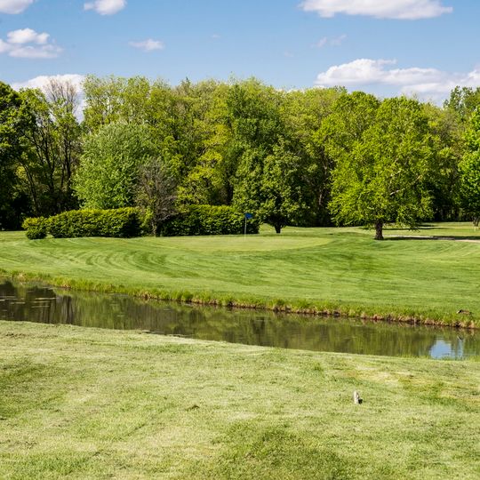 MariMack Golf Complex