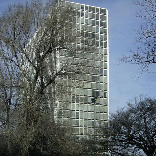 Lafayette Towers Apartments West