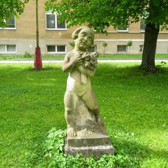 Socha v Šumperku v areálu nemocnice