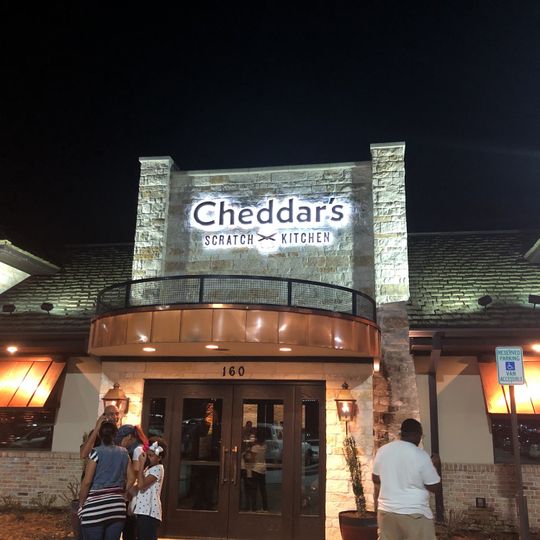 Cheddar's Scratch Kitchen